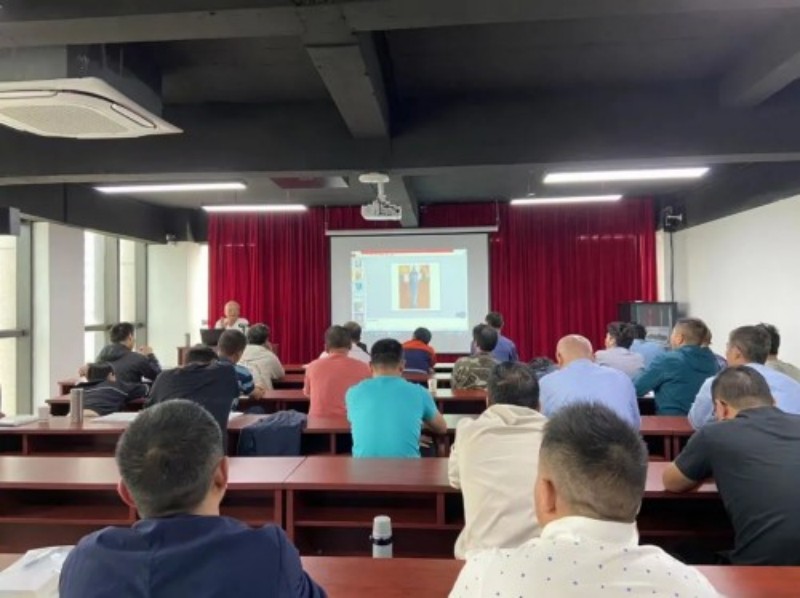 焊工培訓如期舉行